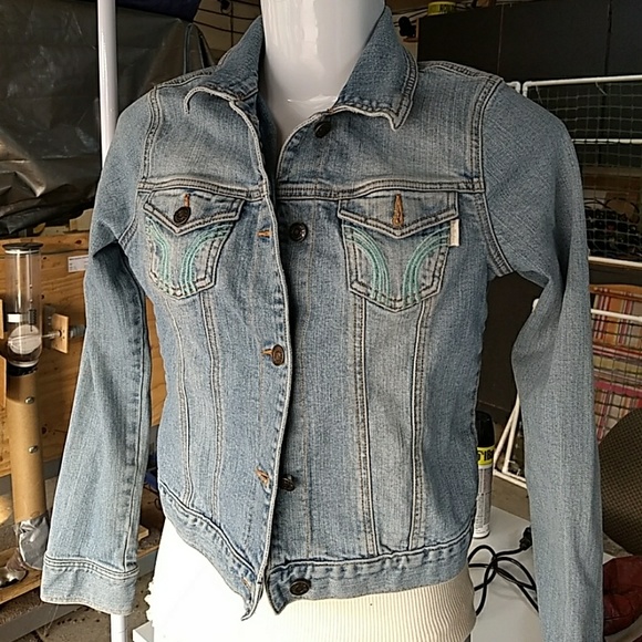 Hollister light wash jean jacket Junior medium - Picture 2 of 4